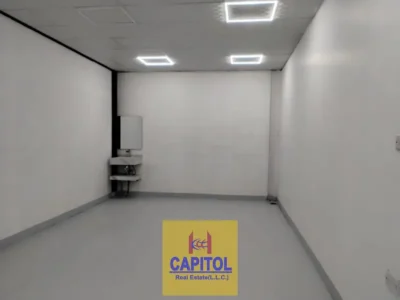 Small Storage Warehouse with Washroom Al Quoz 1 Near Bus Stop