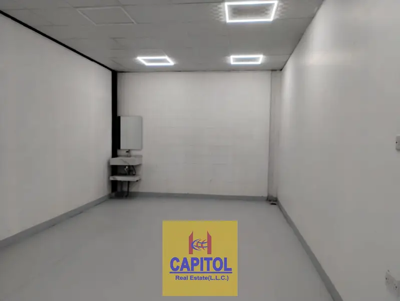 Small Storage Warehouse with Washroom Al Quoz 1 Near Bus Stop