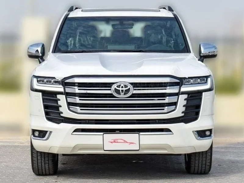 2026 Toyota Land Cruiser VX 3.3L V6 Twin-Turbo Diesel Engine White Black SUV GCC