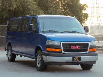 2019 GMC Savana Passanger Van 6.1L 8 Cylinders Diesel Engine Blue Grey Van GCC Specs