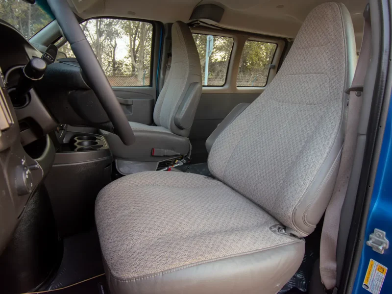 2019 GMC Savana Passanger Van 6.1L 8 Cylinders Diesel Engine Blue Grey Van GCC Specs