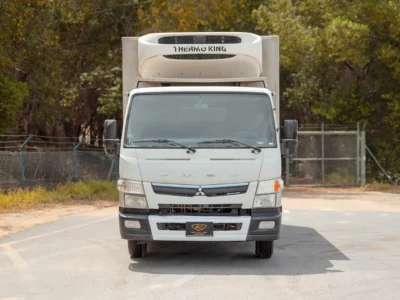 2020 Mitsubishi Canter Chiller Box 4.0L 4-Cylinder Diesel Engine Manual White Grey Truck GCC