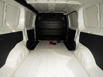2022 Peugeot Expert L3 2.0 Litres 4 Cylinders Diesel Engine Yellow Black Panel Van GCC Specs