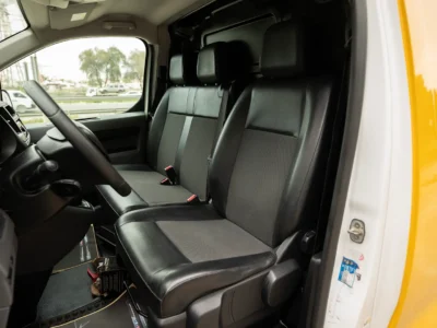 2022 Peugeot Expert L3 2.0 Litres 4 Cylinders Diesel Engine Yellow Black Panel Van GCC Specs