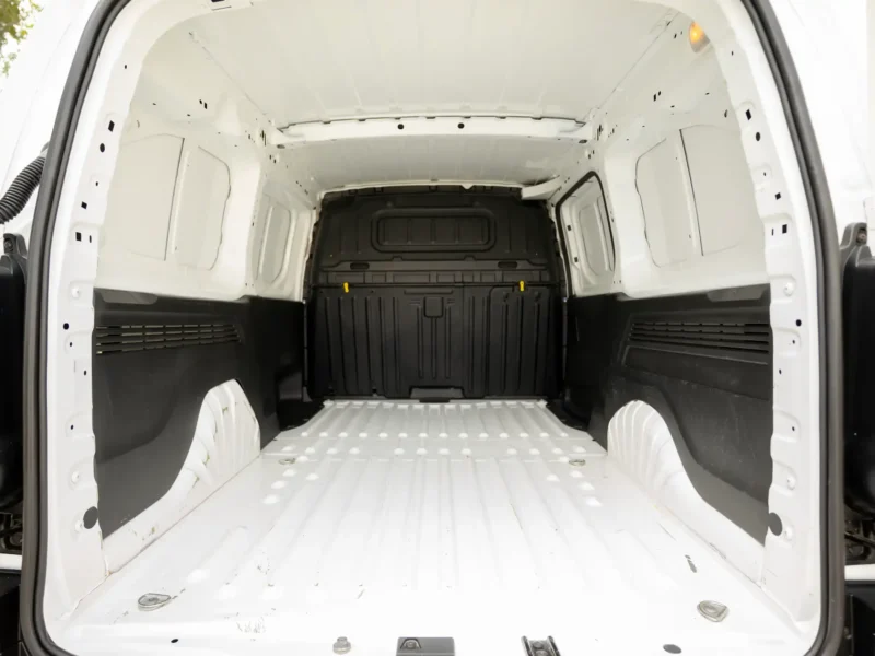 2022 Peugeot Partner Long Van 1.6 Litres 4 Cylinders Petrol White Grey Panel Van GCC Specs
