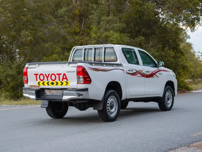 2021 Toyota Hilux GLX Double Cabin 2.7L 4 Cylinders Petrol Engine White Grey Pickup Truck GCC