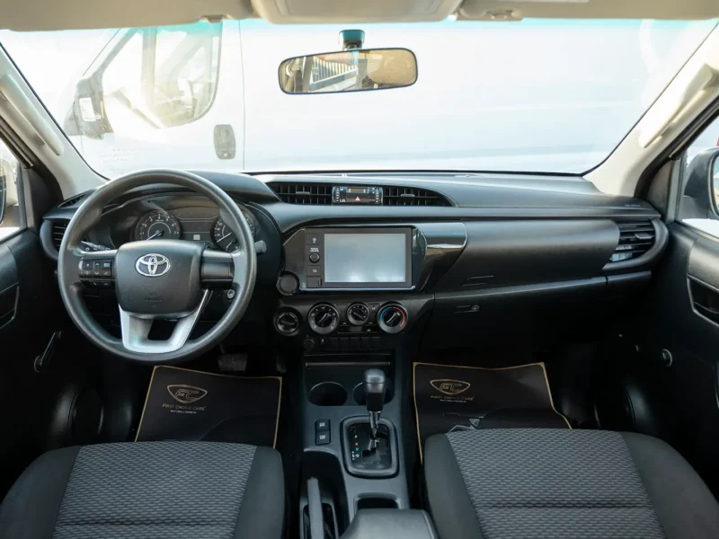 2021 Toyota Hilux GLX Double Cabin 2.7L 4 Cylinders Petrol Engine White Grey Pickup Truck GCC