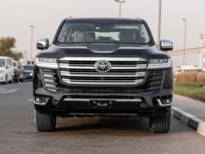 2025 Toyota Land Cruiser VX 4.0 Litres V6 Petrol Engine Black Beige SUV GCC Specs