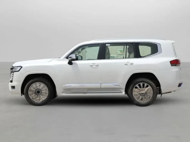 2025 Toyota Land Cruiser VX 4.0 Litres V6 Petrol Engine White Beige SUV GCC Specs