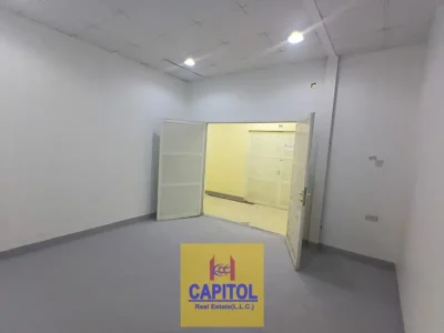 High Quality Container Storage Warehouse Featuring a Clean Internal Layout