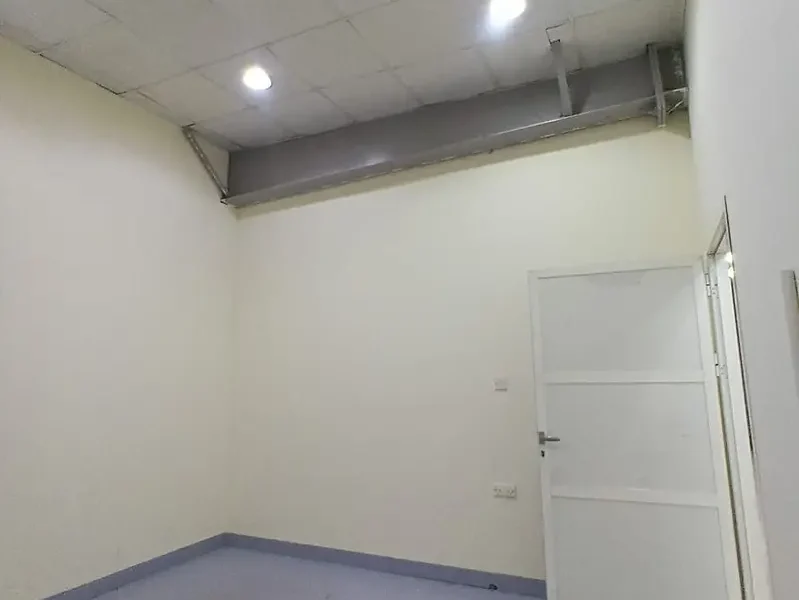 FULLY SERVICED SECURE STORAGE WAREHOUSE FOR RENT AVAILABLE IN AL QUOZ 4