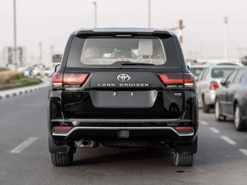 2025 Toyota Land Cruiser VX 4.0 Litres V6 Petrol Engine Black Beige SUV GCC Specs