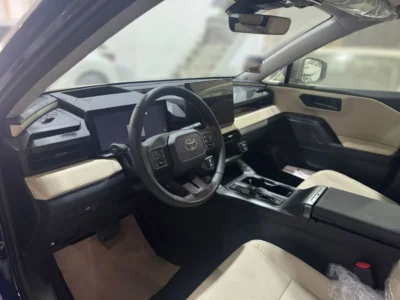 2026 Toyota Rav 4 Limited 2.5L 4-Cylinder Hybrid Petrol Engine Blue Beige SUV GCC Specs