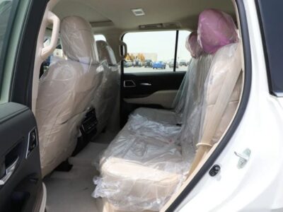 2025 Toyota Land Cruiser VX 4.0 Litres V6 Petrol Engine White Beige SUV GCC Specs