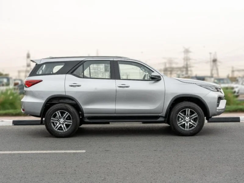 2026 Toyota Fortuner VX 4.0L V6 Engine AT Petrol Silver Tan SUV GCC Specs