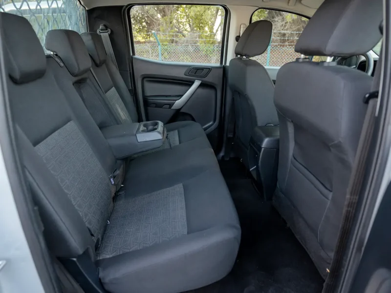 2021 Ford Ranger XL 2.2 Litres 4 Cylinders Diesel Engine Silver Black Pickup Truck GCC Specs