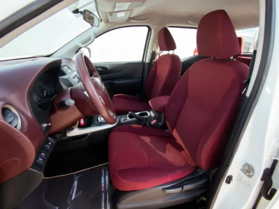 2022 Nissan Navara SE 2.5 Litres 4 Cylinders Petrol Engine White Red Pickup Truck GCC Specs MT