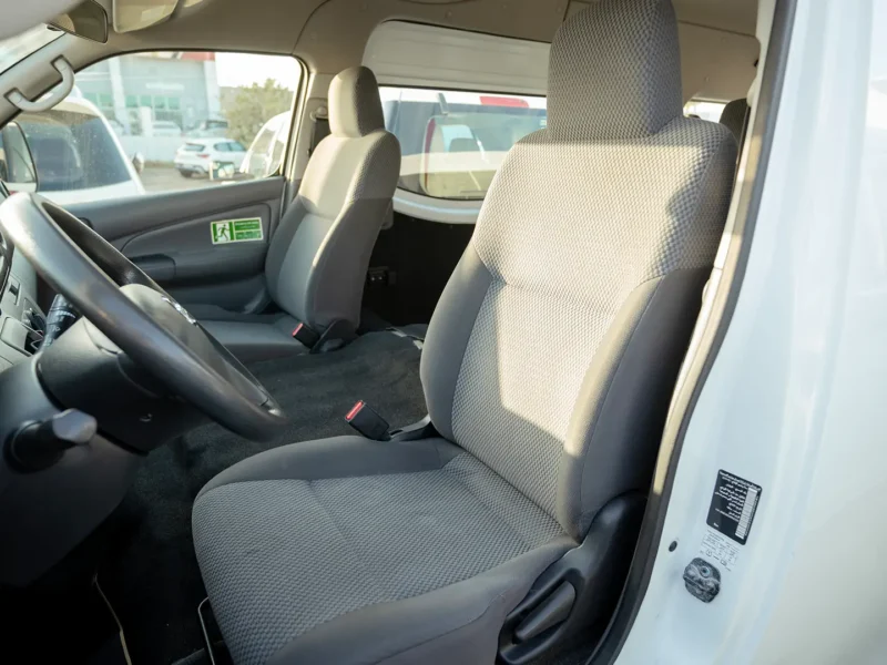 2019 Nissan Urvan High Roof 2.5 Litres 4 Cylinders Petrol Engine MT White Grey Van GCC