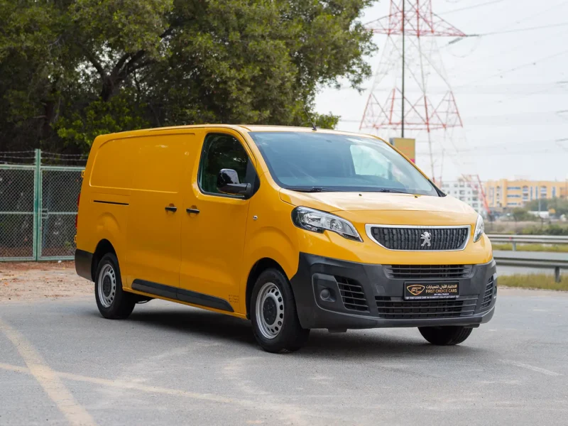2022 Peugeot Expert L3 2.0L 4 Cylinders Diesel Engine Yellow Black Panel Van GCC Specs Automatic