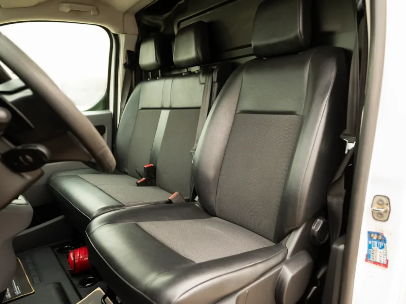 2022 Peugeot Expert L3 2.0L 4 Cylinders Diesel Engine Yellow Black Panel Van GCC Specs Automatic