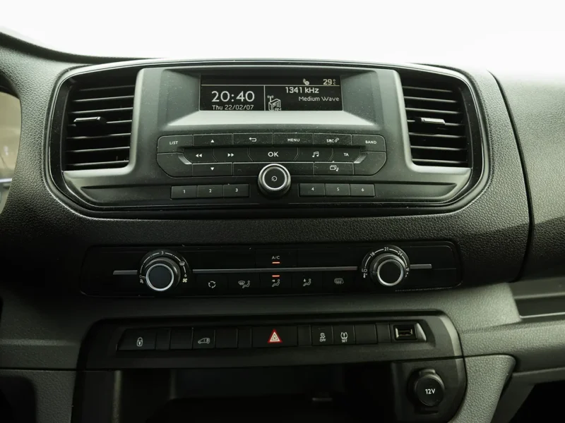 2022 Peugeot Expert L3 2.0L 4 Cylinders Diesel Engine Yellow Black Panel Van GCC Specs Automatic