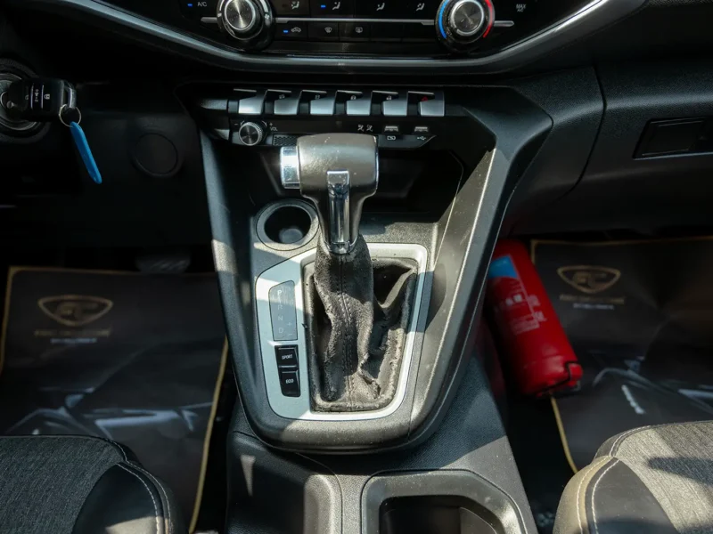 2023 Peugeot Landtrek Double Cabin 2.0L 4 Cylinders Petrol Engine White Black Pickup Truck AT