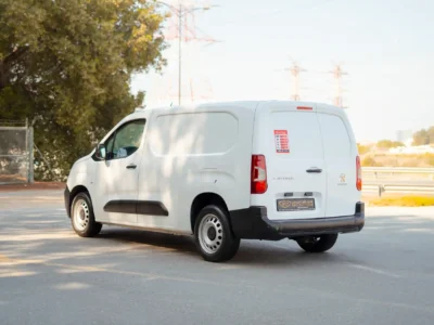 2020 Peugeot Partner Long Van 1.6 Litres 4 Cylinders Petrol White Grey Panel Van GCC Specs