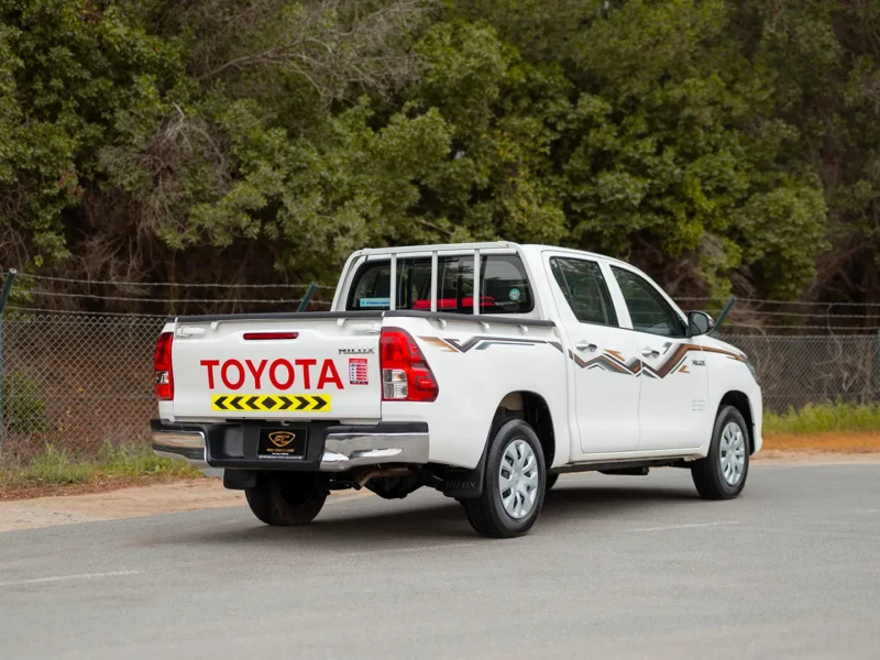 2024 Toyota Hilux GL Double Cabin 2.7L 4 Cylinders Petrol Engine White Grey Pickup Truck GCC