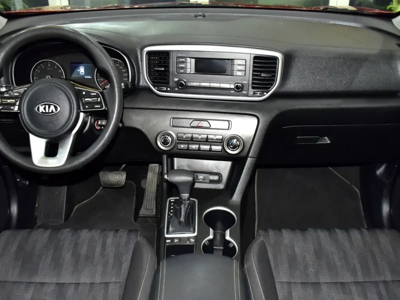 2021 Kia Sportage EX 2.4-liter 4-cylinder Petrol Engine Red Black SUV GCC Specs Automatic