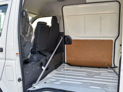 2024 Toyota Hiace 2.7 Litres 4 Cylinders Petrol Engine White Grey Van GCC Specs