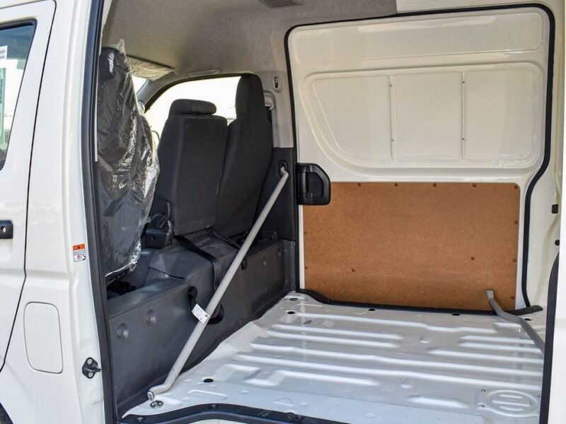 2024 Toyota Hiace 2.7 Litres 4 Cylinders Petrol Engine White Grey Van GCC Specs
