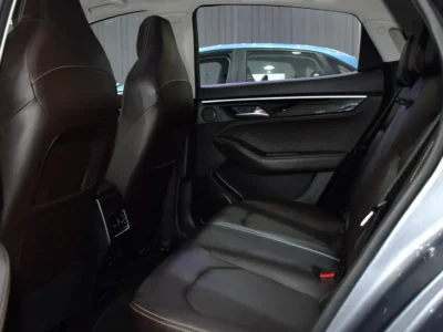 2024 JAC J7 Luxury 1.5L Turbocharged 4-cylinder Petrol Engine Grey Brown Sedan GCC Specs