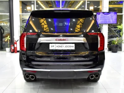 2023 GMC Yukon Denali 6.2 Litres V8 Petrol Engine Black Beige SUV GCC Specs Automatic