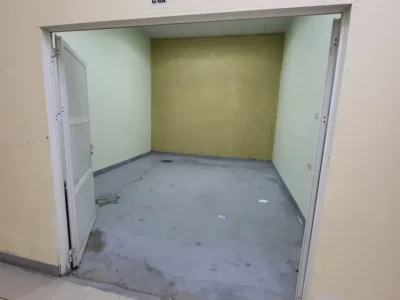 Good Condition Warehouse Unit in a Highly Accessible Industrial Area in Al Quoz 4