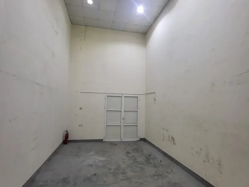 SPACE SAVING SOLUTIONS WITH MEZZANINE FLOOR STORAGE UNITS
