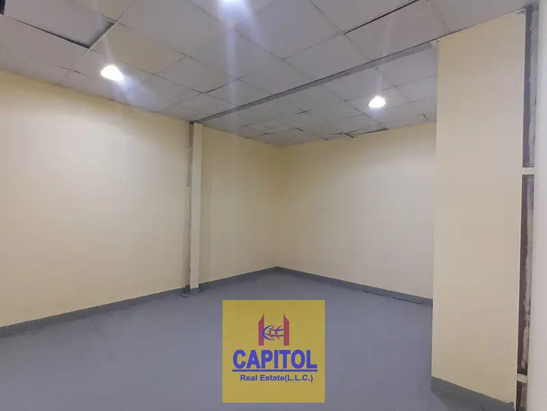 1075 SQFT STORAGE WAREHOUSE FOR RENT (BK)