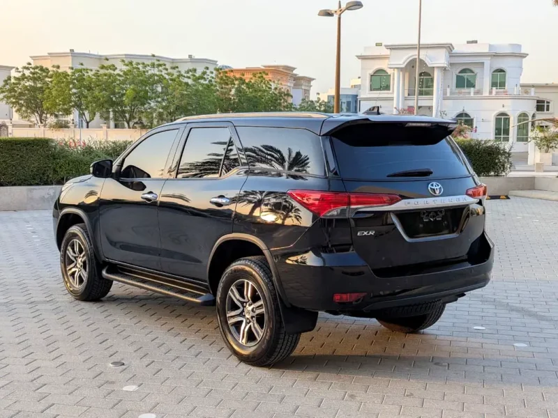 2024 Toyota Fortuner EXR 4 Cylinders petrol Engine Black Brown SUV GCC Specs