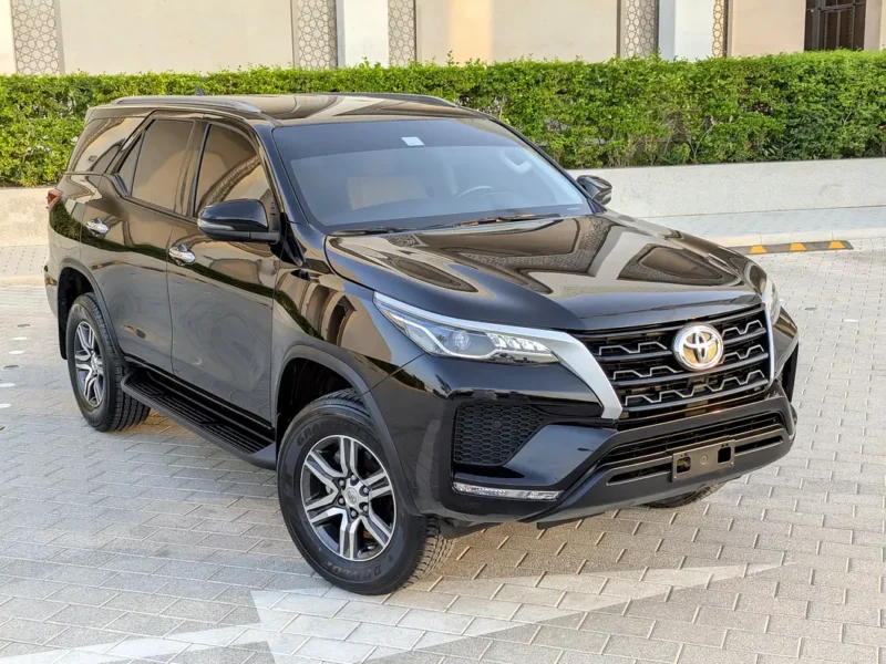 2024 Toyota Fortuner EXR 4 Cylinders petrol Engine Black Brown SUV GCC Specs