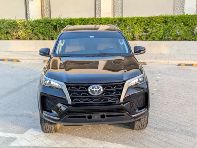 2024 Toyota Fortuner EXR 4 Cylinders petrol Engine Black Brown SUV GCC Specs