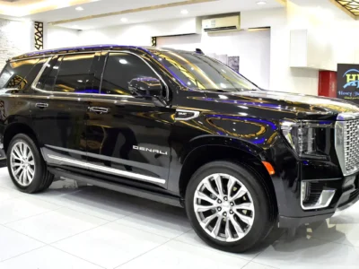 2023 GMC Yukon Denali 6.2 Litres V8 Petrol Engine Black Beige SUV GCC Specs Automatic