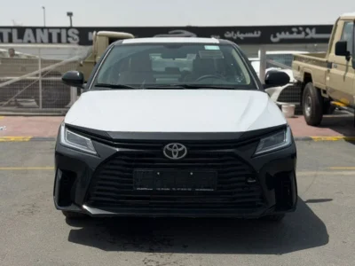 2026 TOYOTA YARIS 1.5 Litres 4 Cylinders Petrol Engine Black Beige Sedan GCC Specs