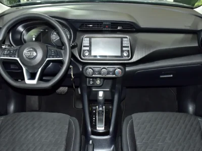 2022 Nissan Kicks SV 1.6 Litres 4 Cylinders Petrol Engine Grey Black Crossover GCC Specs