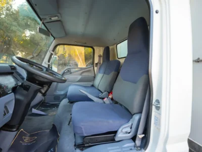 2016 Mitsubishi Canter Freezer Box 4.0L 4-Cylinder Diesel Engine Manual White Blue Truck GCC