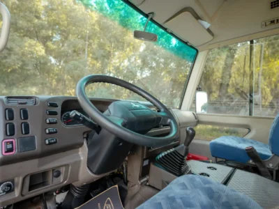 2022 Mitsubishi Rosa Standard 4.2 Litres 4 Cylinders Diesel Engine White Blue Bus GCC Specs