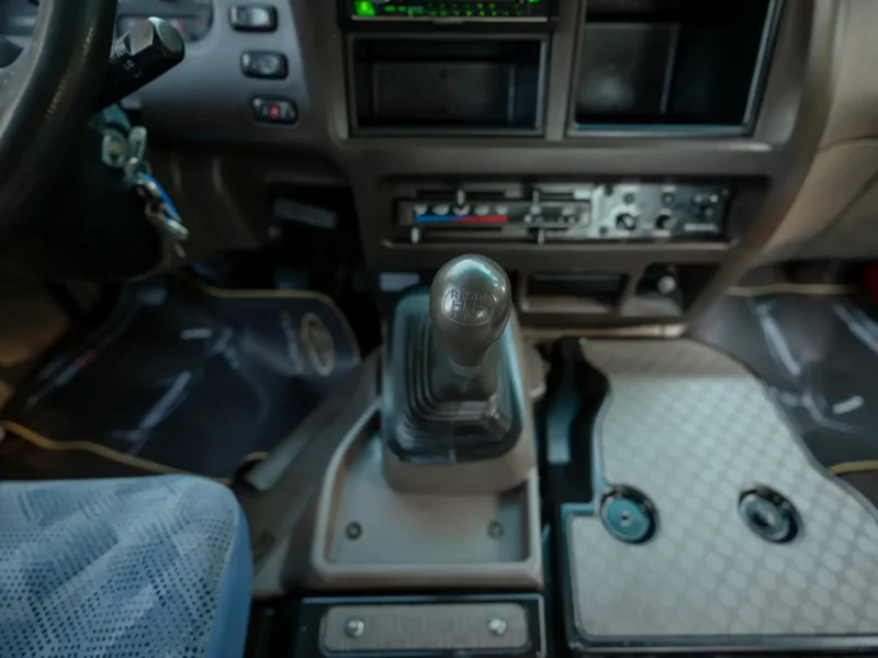 2022 Mitsubishi Rosa Standard 4.2 Litres 4 Cylinders Diesel Engine White Blue Bus GCC Specs