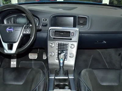2016 Volvo V-Class T6 3.0 Litres 6 Cylinders Petrol Engine Blue Black Hatchback GCC