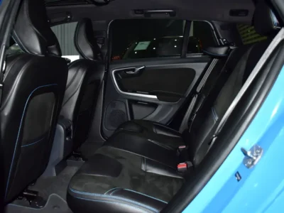 2016 Volvo V-Class T6 3.0 Litres 6 Cylinders Petrol Engine Blue Black Hatchback GCC