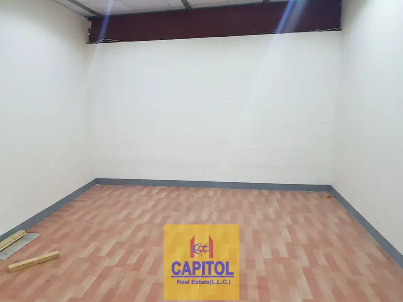 400 sqft on Mezzanine Floor Easy for Loading for Storage