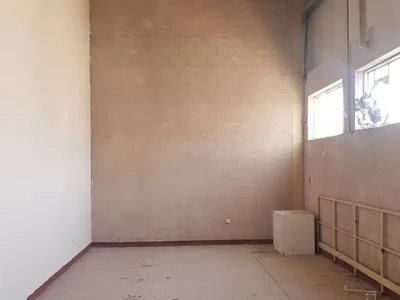 250 sqft Available on Mezzanine Floor with High Ceiling