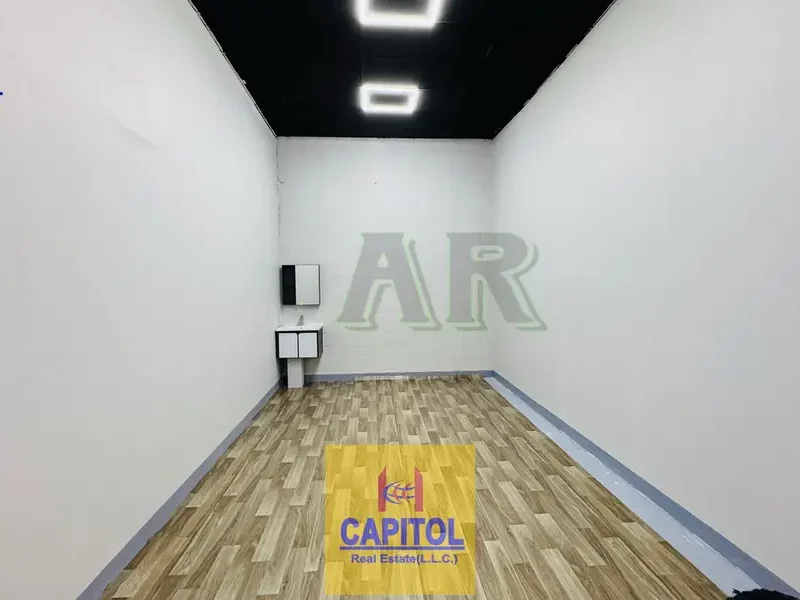 Good Ceiling Height Installed PVC Prime Location Well Maintained Storage Warehouse For Rent In Al Quoz